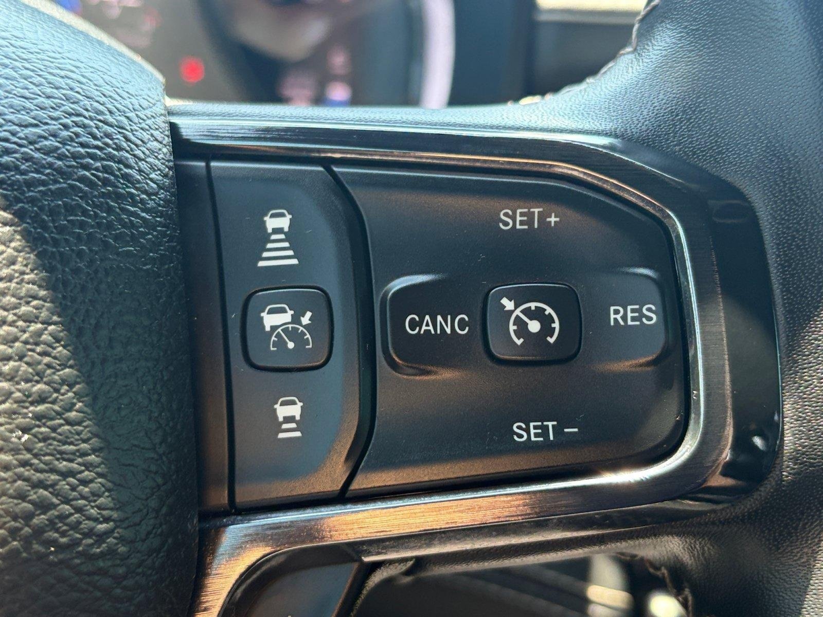Used 2024 RAM 2500 Limited AWD/4WD image 26