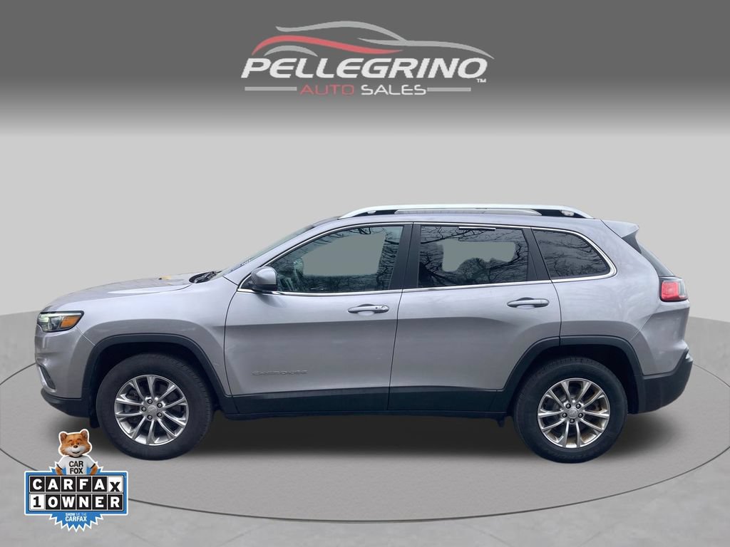Used 2019 Jeep Cherokee Latitude Plus w/ Cold Weather Group AWD/4WD image 3