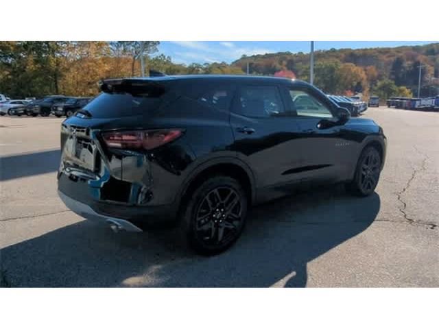 New 2025 Chevrolet Blazer LT w/ Driver Confidence Package FWD image 8