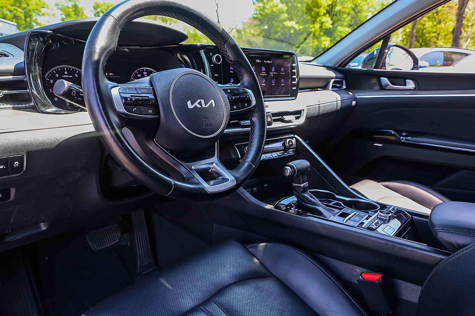 Certified 2022 Kia K5 EX w/ EX Premium Package FWD image 7