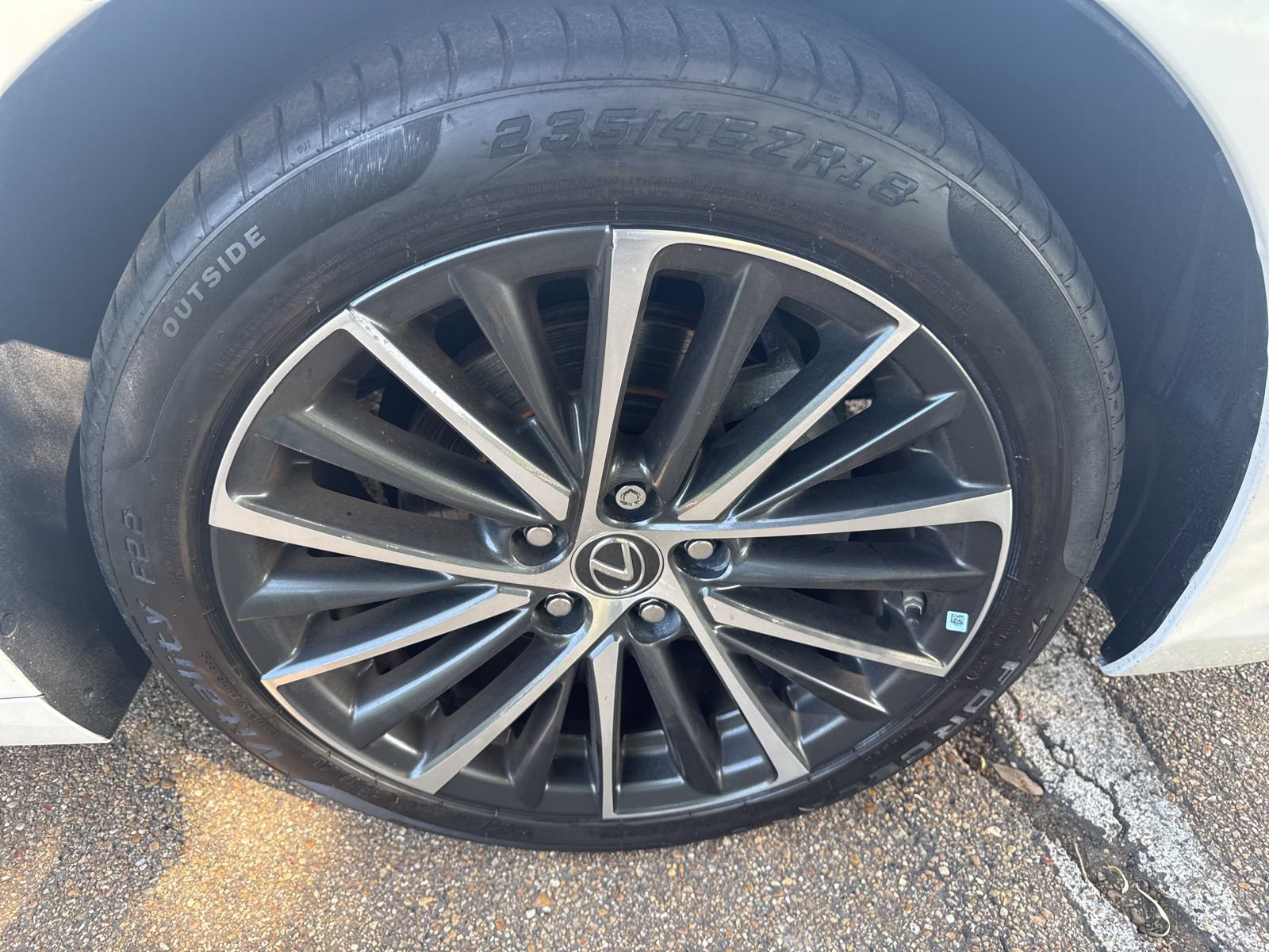 Used 2022 Lexus ES 350 w/ Premium Package image 9