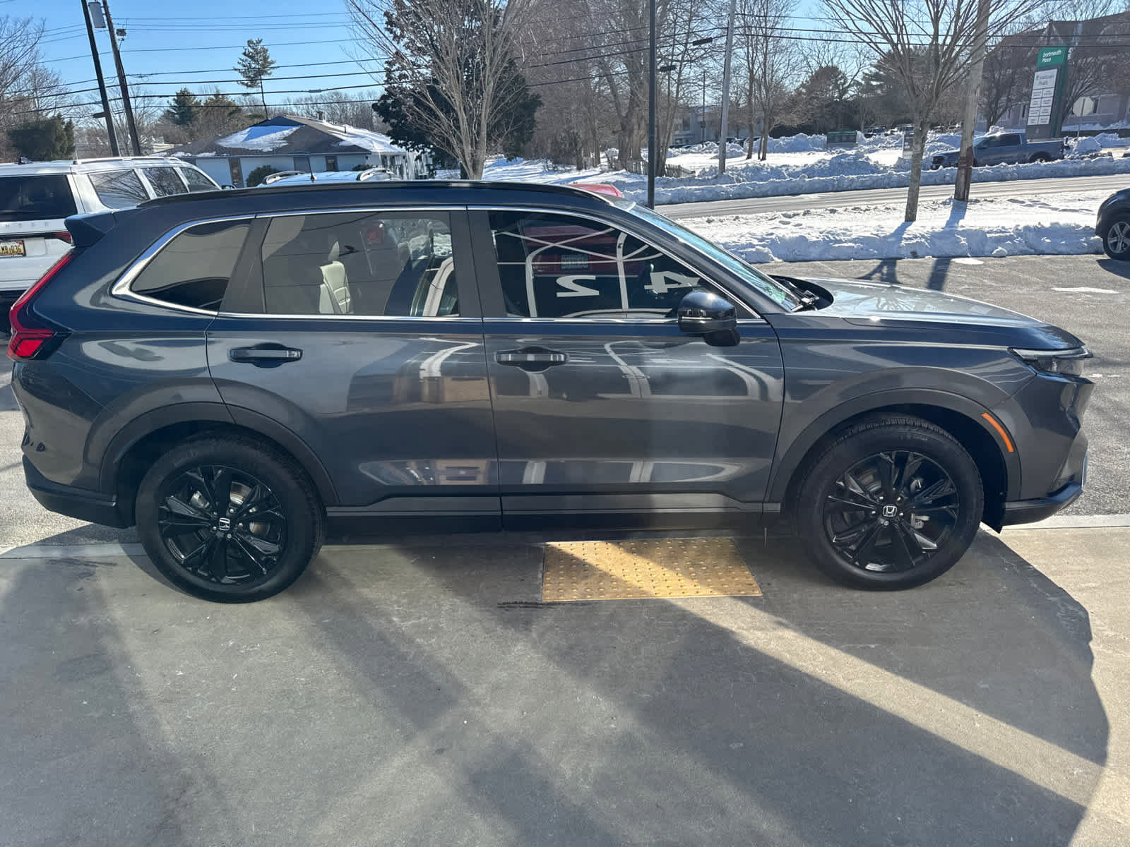 Used 2024 Honda CR-V Sport Touring image 7