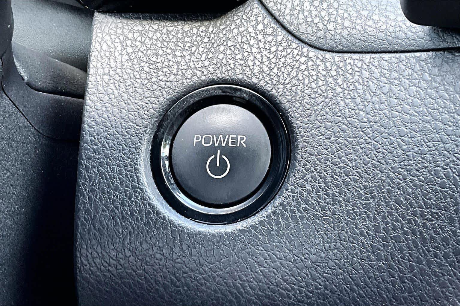 Used 2026 Toyota Camry SE FWD image 35