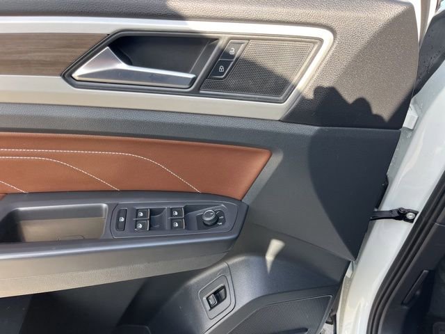 Used 2022 Volkswagen Atlas SEL AWD/4WD image 13