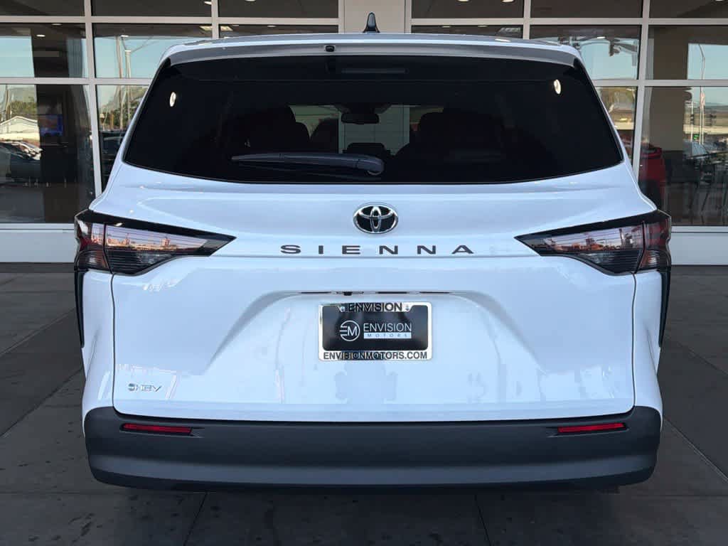 New 2026 Toyota Sienna LE FWD image 11
