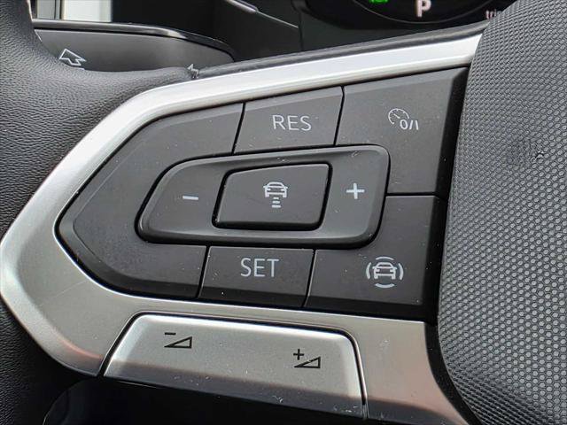 Used 2023 Volkswagen Atlas SE w/ Panoramic Sunroof Package AWD/4WD image 31