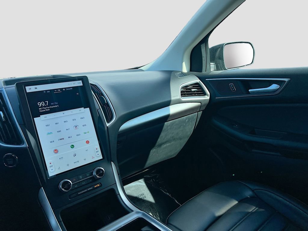 Used 2024 Ford Edge SEL image 23