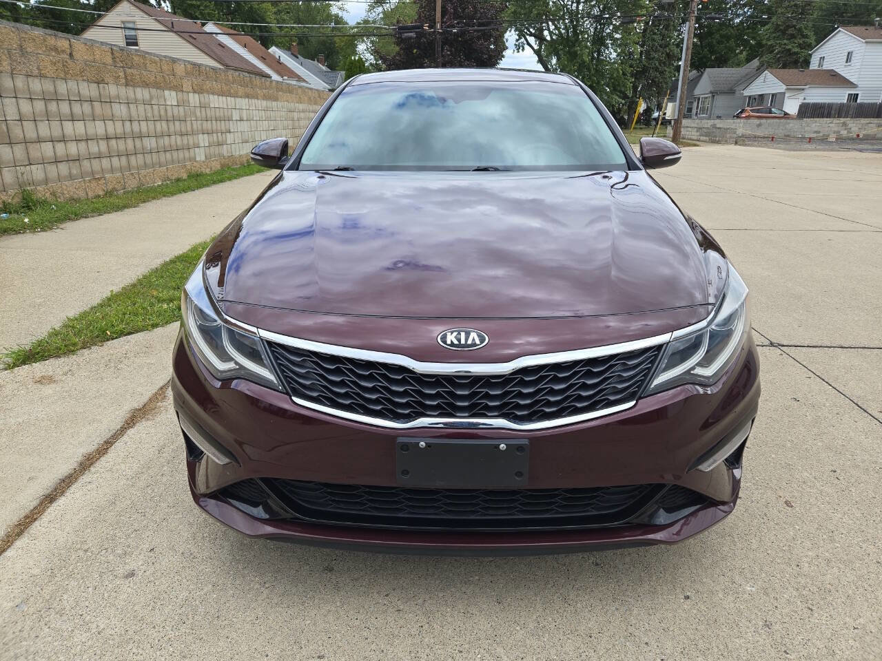 Used 2020 Kia Optima LX image 9