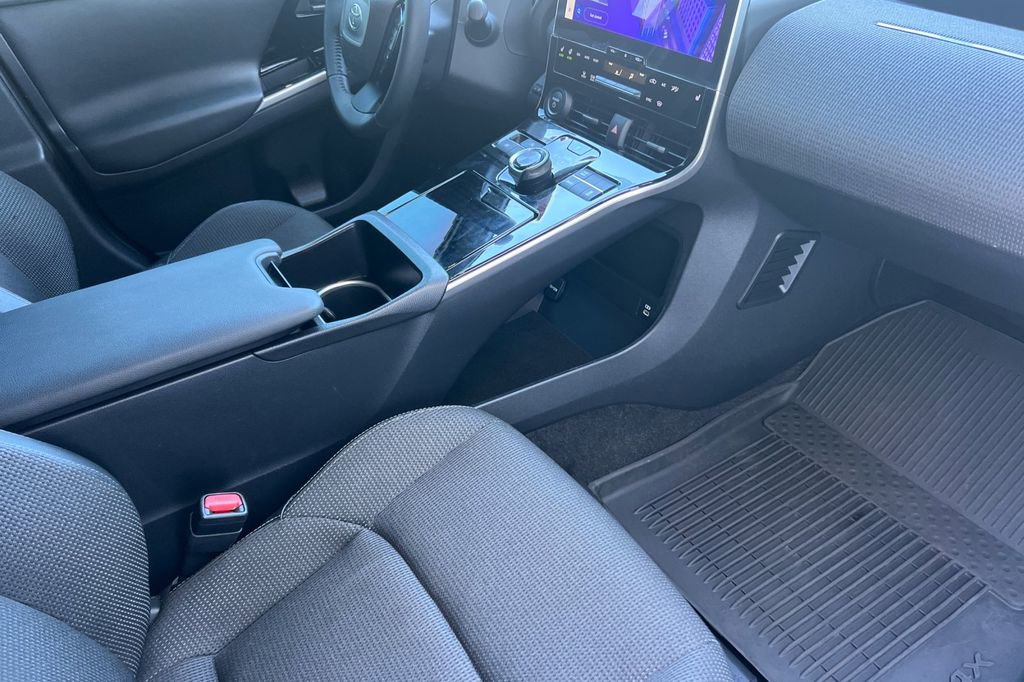 Used 2024 Toyota bZ4X XLE w/ Weather Package image 18