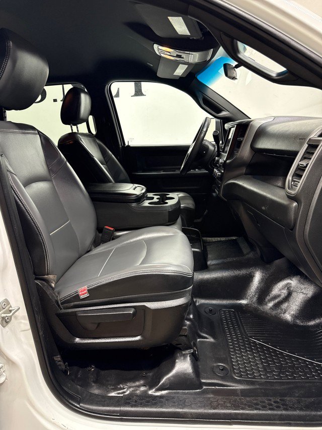 Used 2022 RAM 3500 Tradesman w/ Chrome Appearance Group AWD/4WD image 23