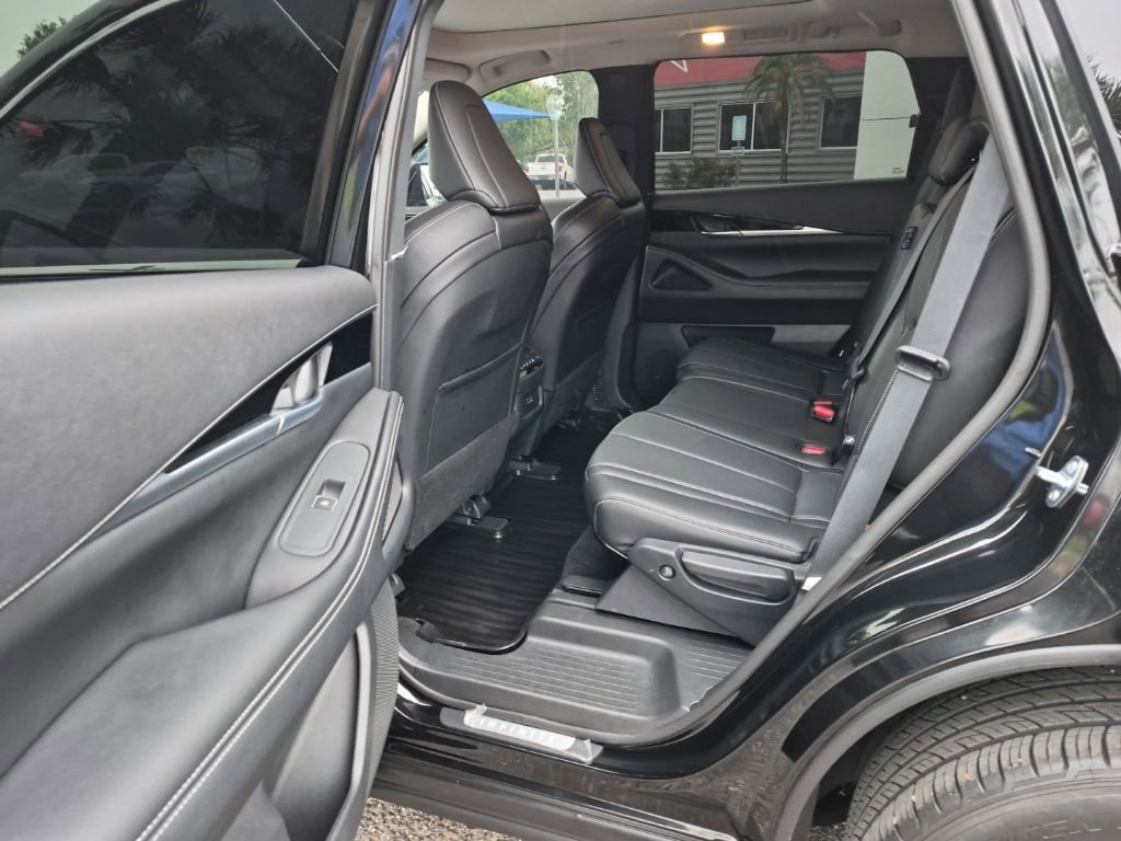 Used 2025 INFINITI QX60 Pure FWD image 15