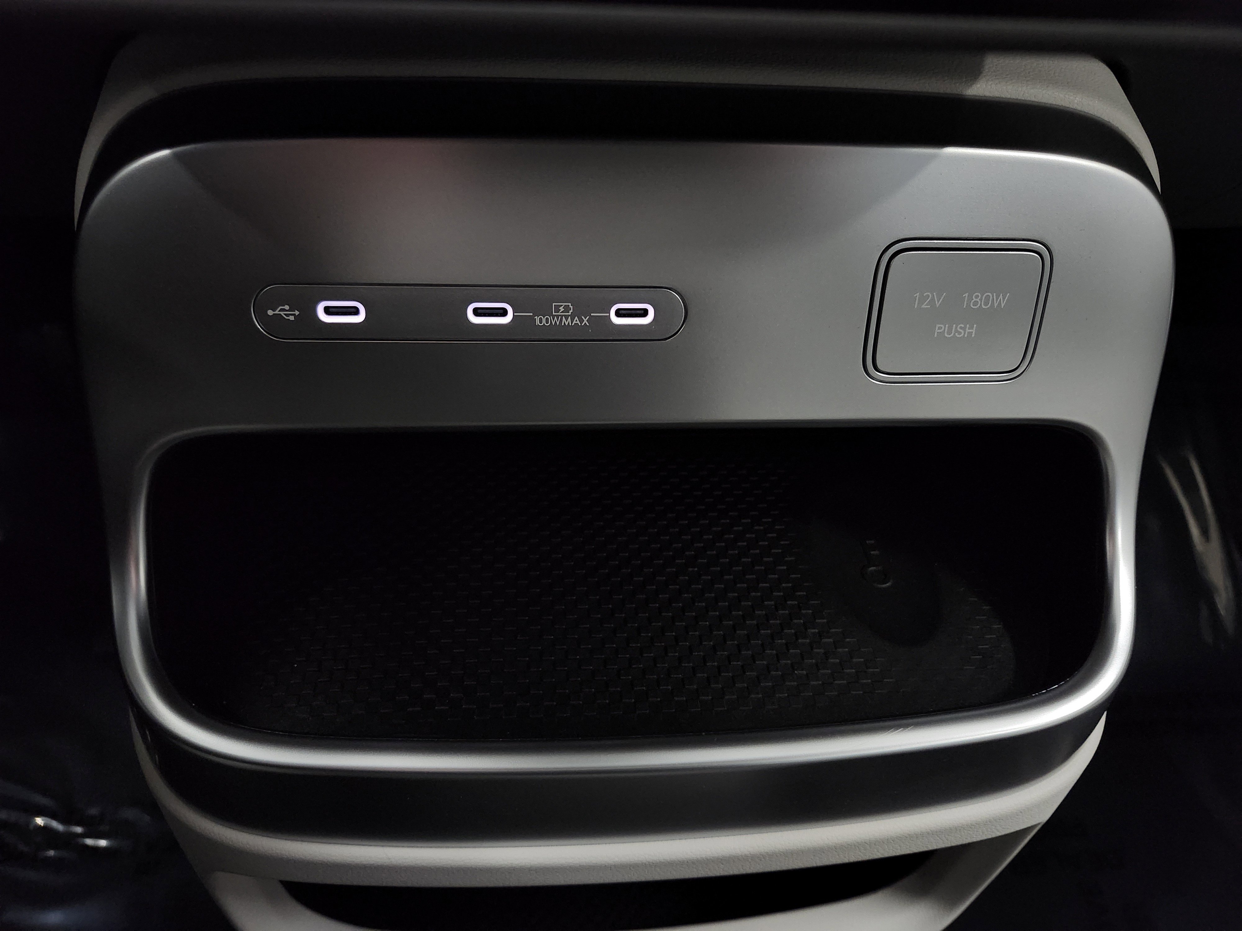 New 2026 Hyundai Ioniq 9 Limited image 9