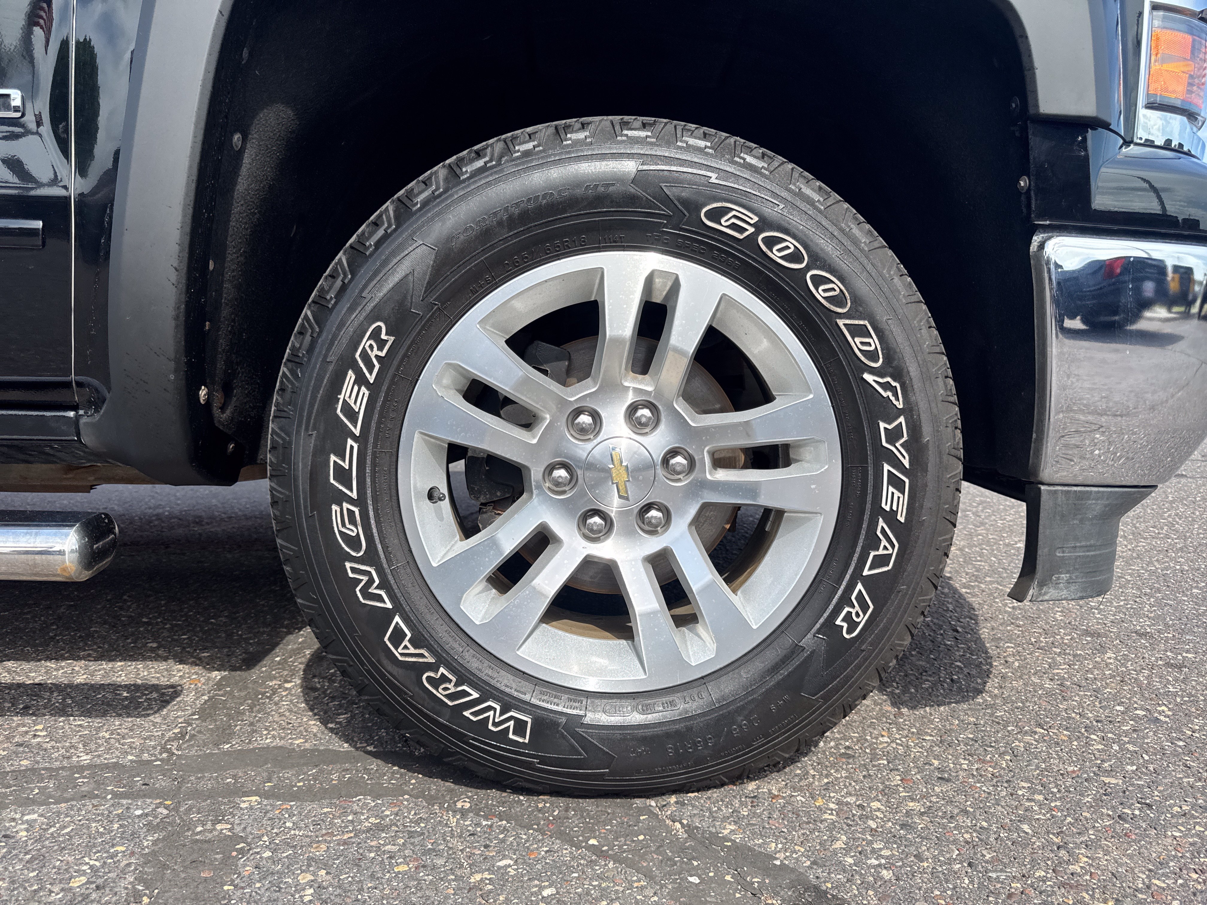 Used 2015 Chevrolet Silverado 1500 LT w/ All Star Edition AWD/4WD image 9