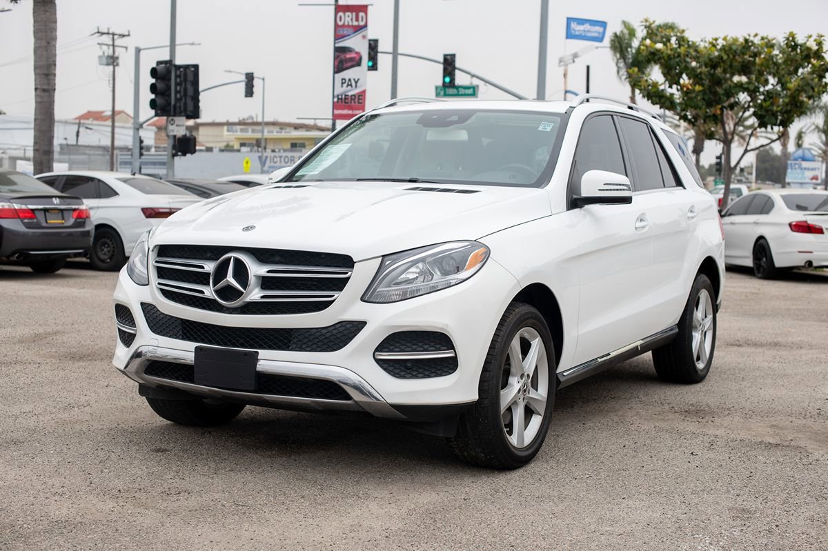 Used 2017 Mercedes-Benz GLE 350 w/ Premium 1 Package image 3