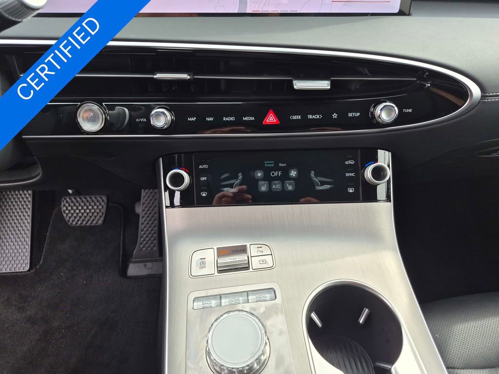 Used 2026 Genesis GV70 2.5T Select image 17