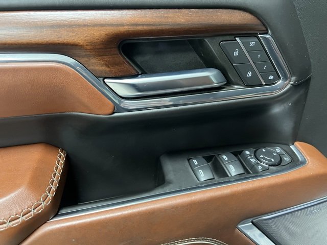 Used 2024 GMC Sierra 3500 Denali Ultimate image 25