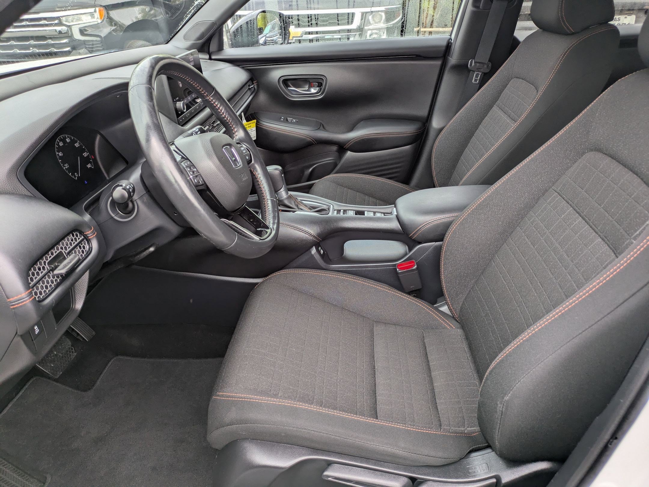 Used 2023 Honda HR-V Sport image 10