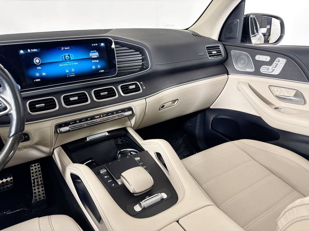 Used 2021 Mercedes-Benz GLS 580 4MATIC image 30