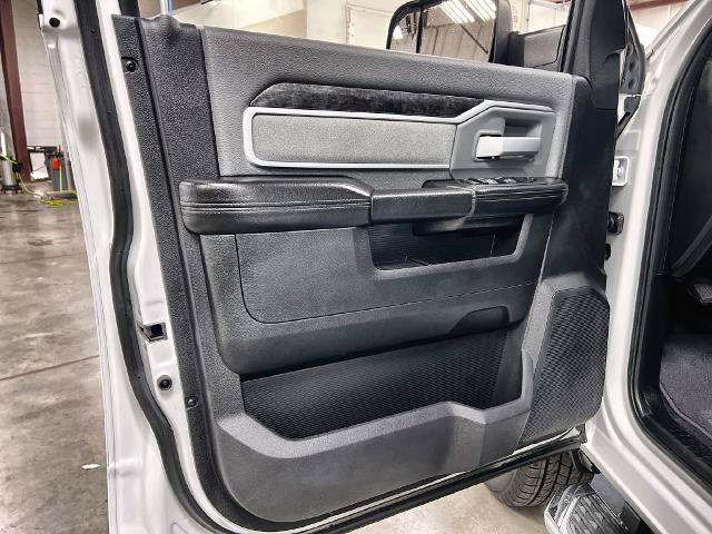 Used 2022 RAM 2500 Big Horn AWD/4WD image 15