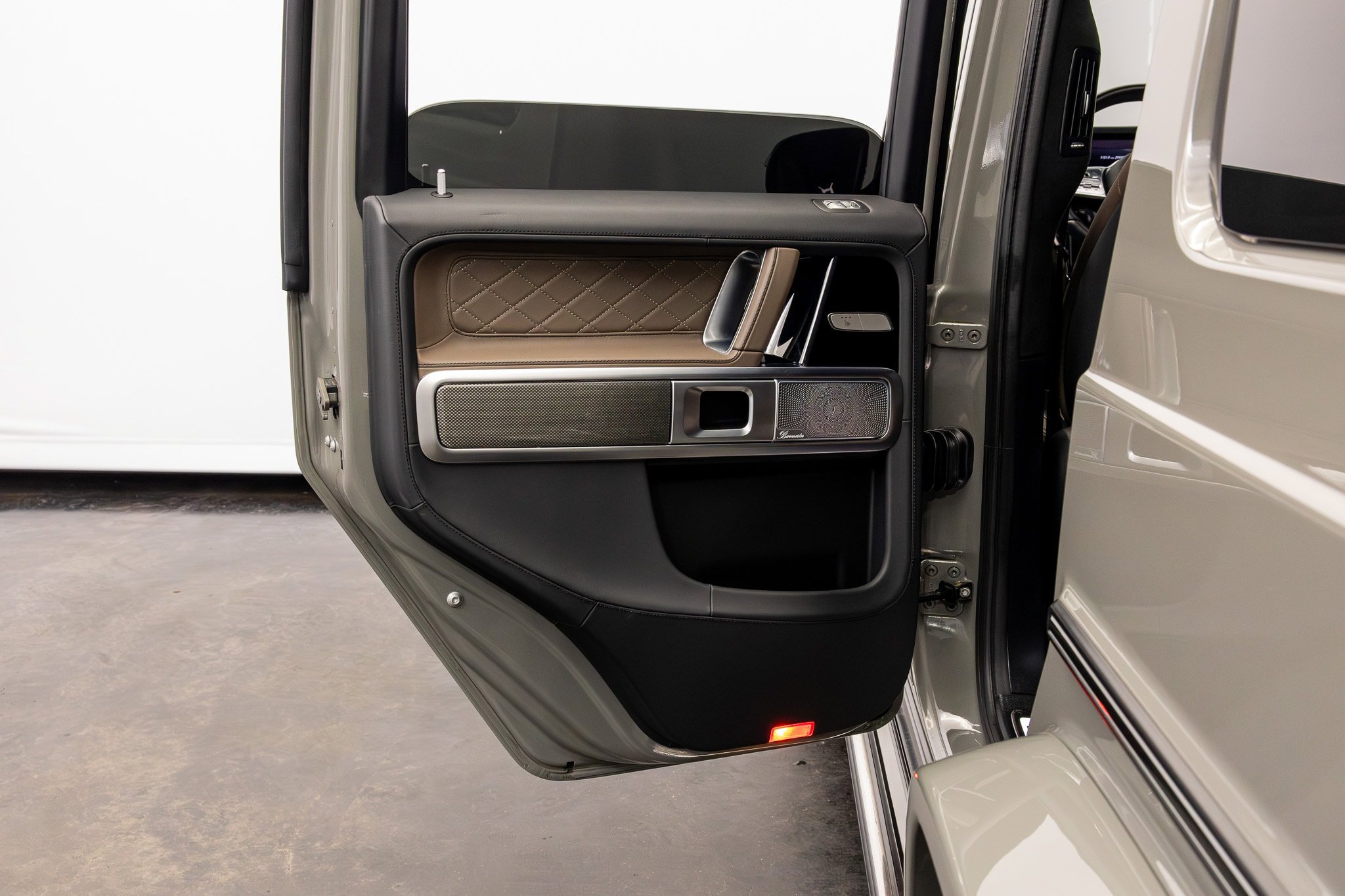 Used 2021 Mercedes-Benz G 550 image 41
