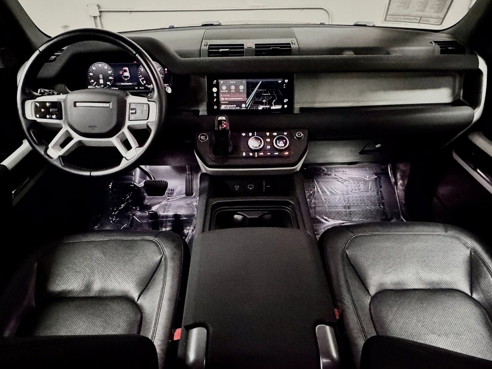 Used 2023 Land Rover Defender 110 SE image 34