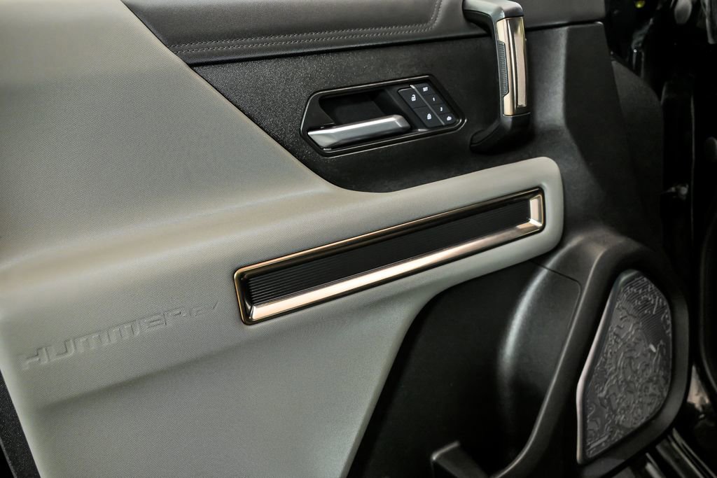 Used 2025 GMC Hummer EV 3X image 8