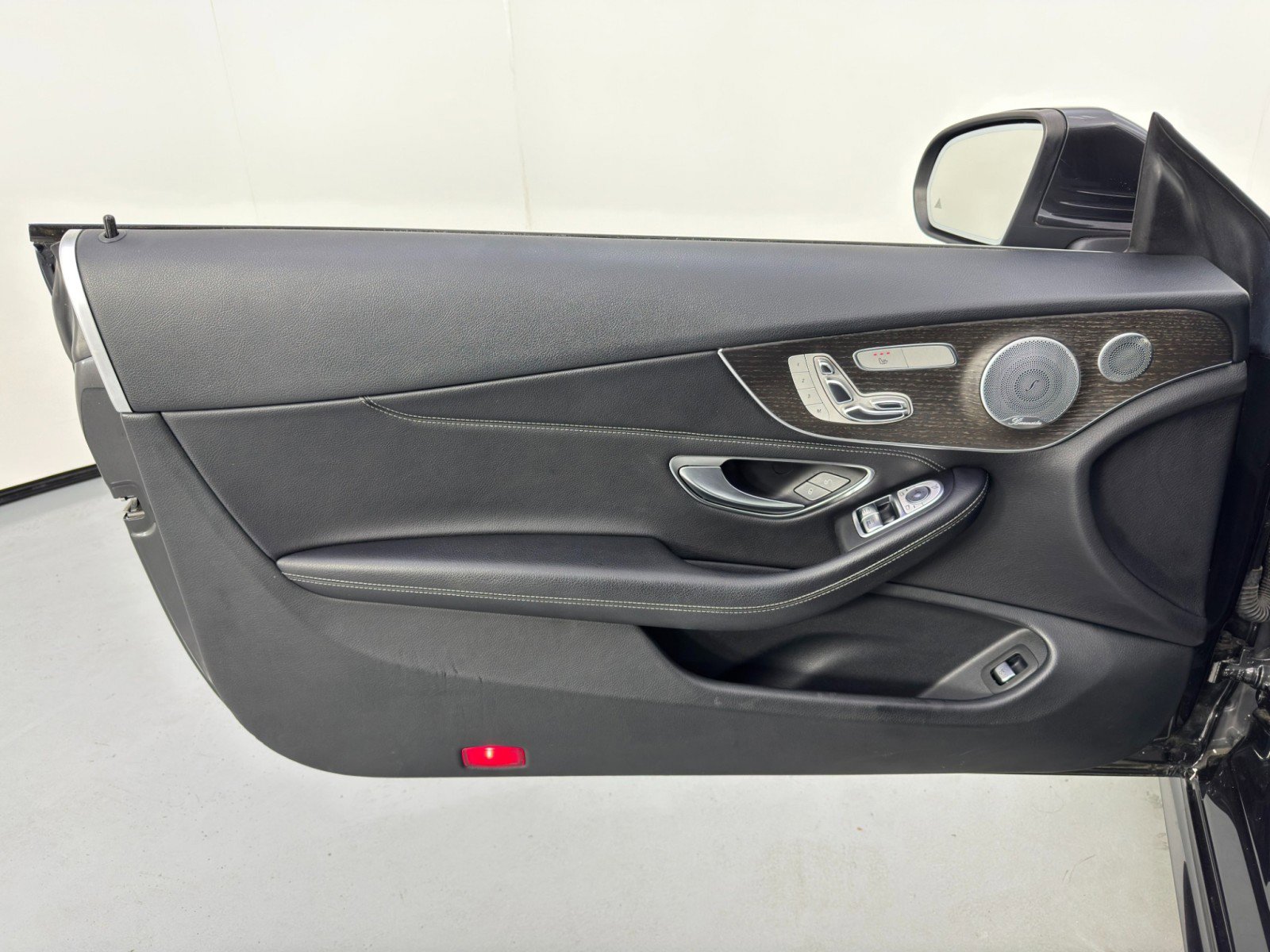 Used 2019 Mercedes-Benz C 300 4MATIC Coupe image 40