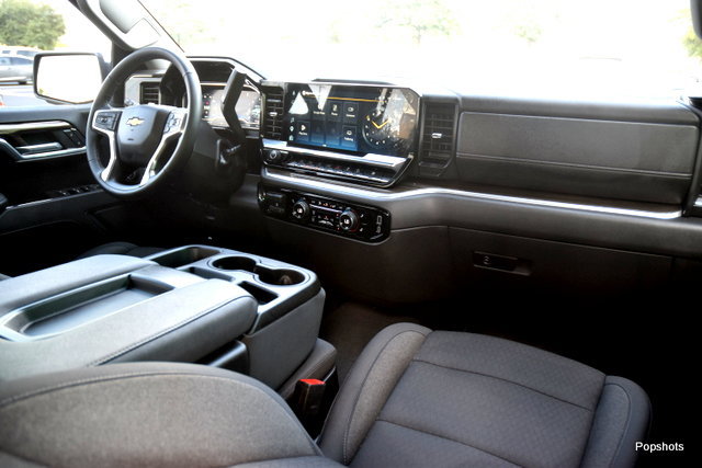 Used 2025 Chevrolet Silverado 1500 LT w/ Texas Edition Plus AWD/4WD image 14
