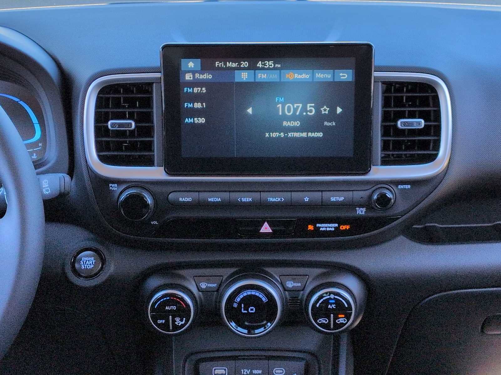 Certified 2026 Hyundai Venue SEL image 28