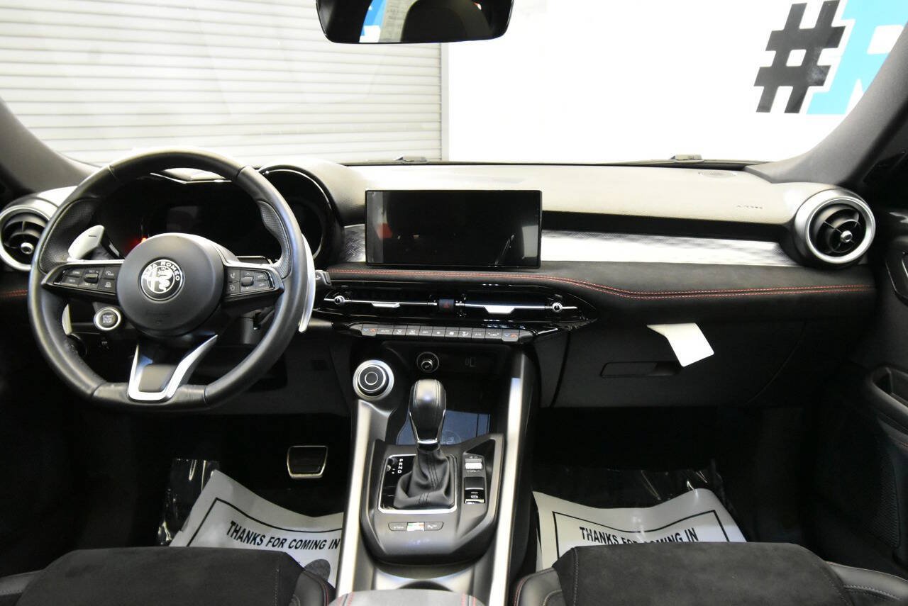 Used 2024 Alfa Romeo Tonale Veloce AWD/4WD image 20