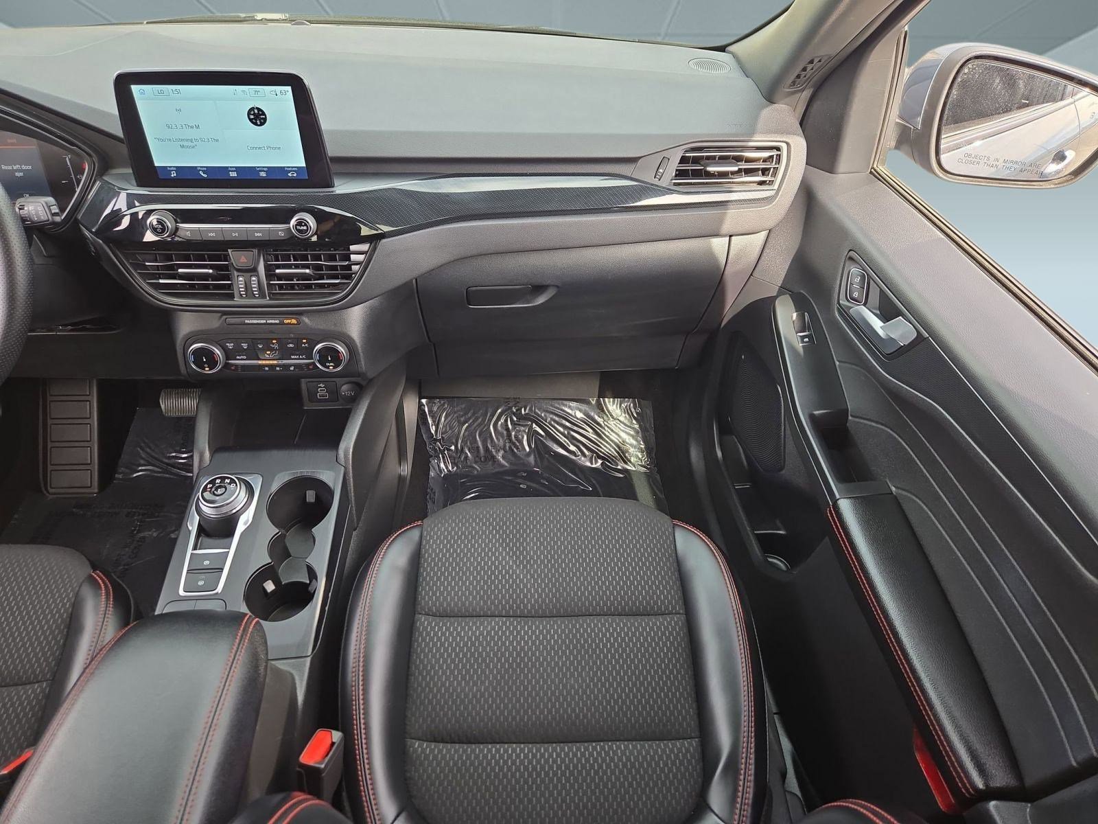 Used 2025 Ford Escape ST-Line Select image 28