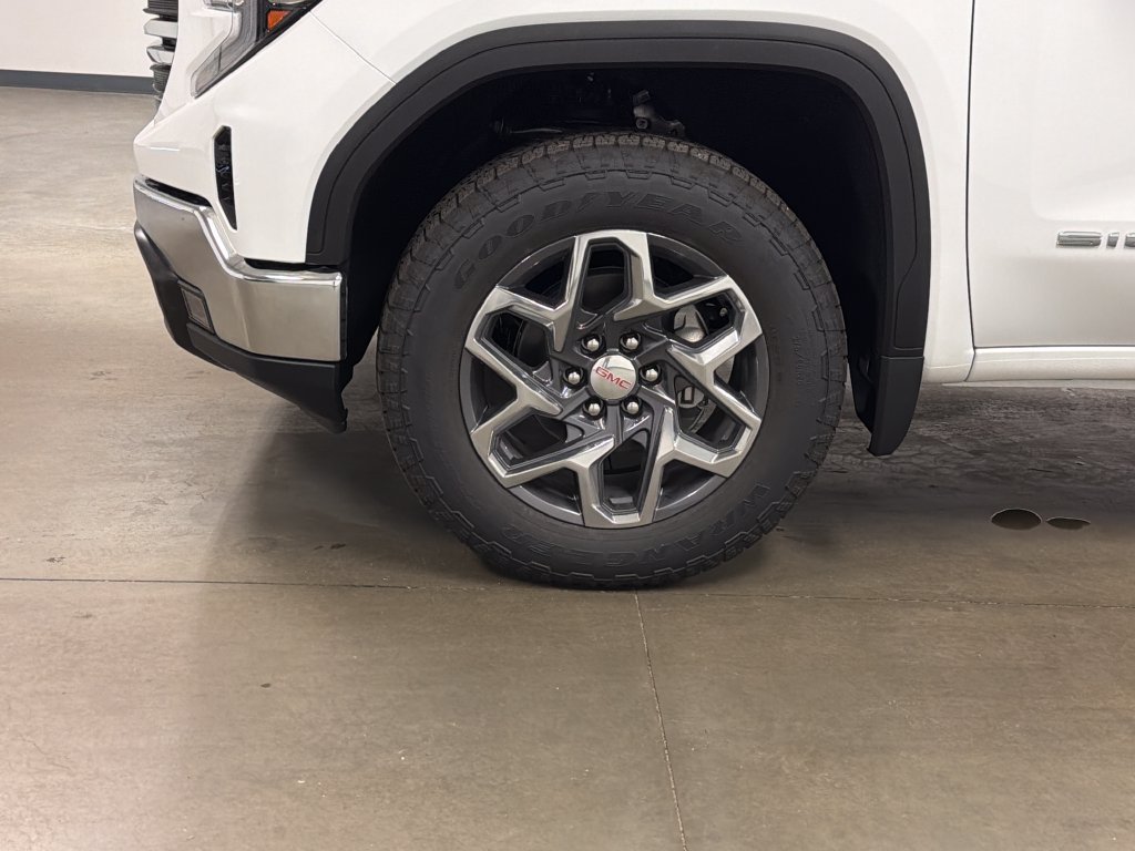 New 2026 GMC Sierra 1500 SLT AWD/4WD image 8
