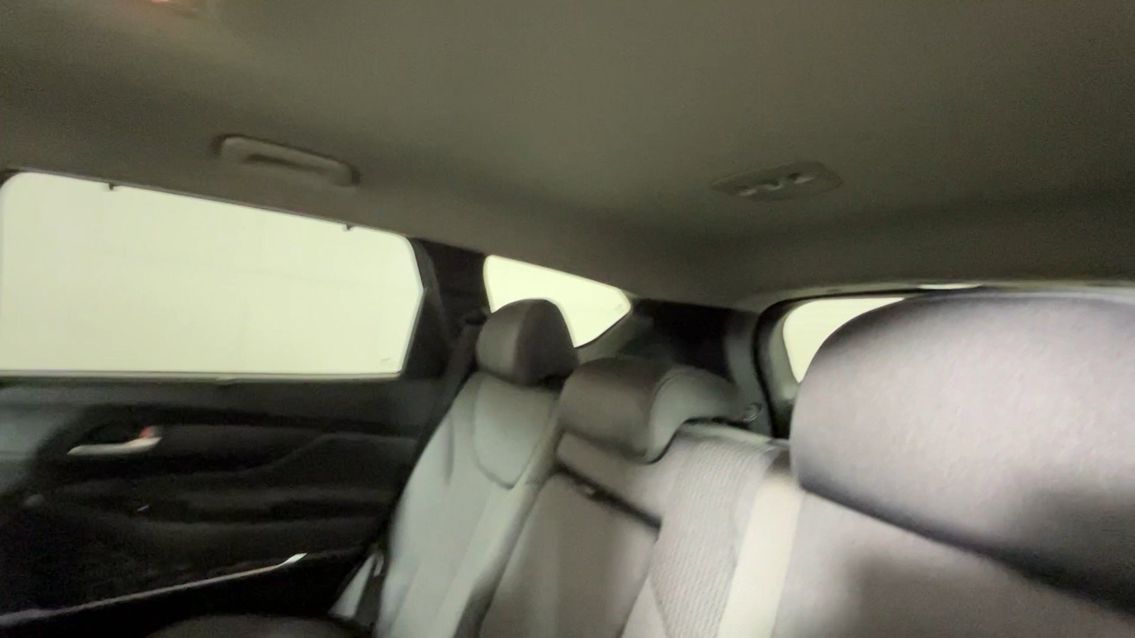 Used 2019 Hyundai Santa Fe SEL FWD image 18