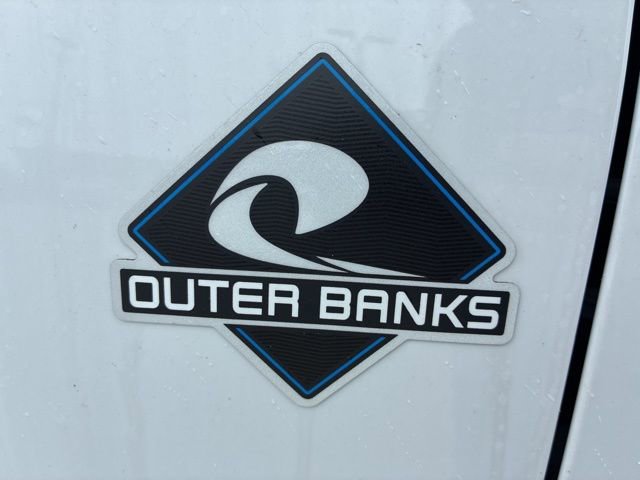 New 2025 Ford Bronco Outer Banks image 3