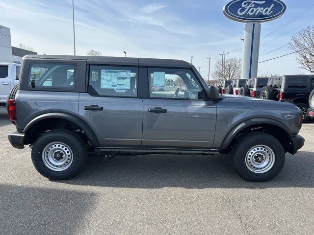 New 2025 Ford Bronco 4-Door image 8