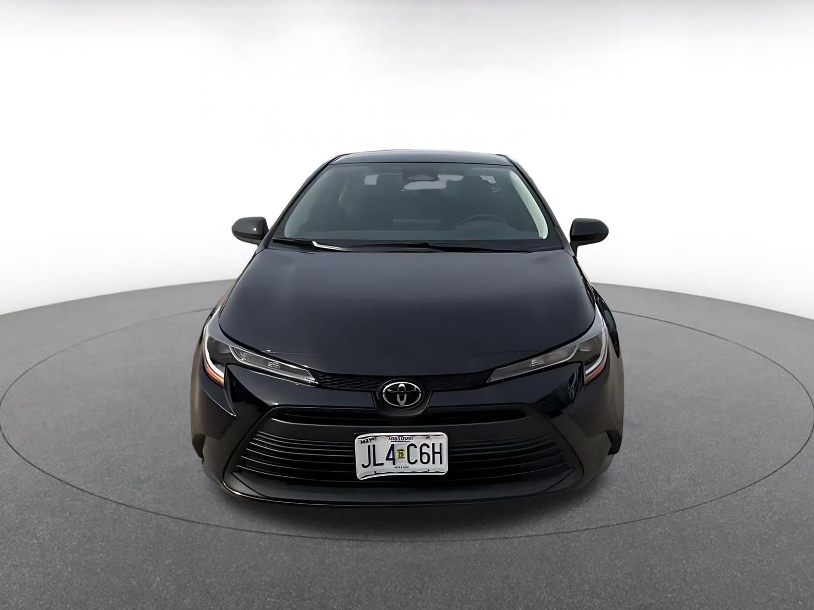 Used 2025 Toyota Corolla LE image 4
