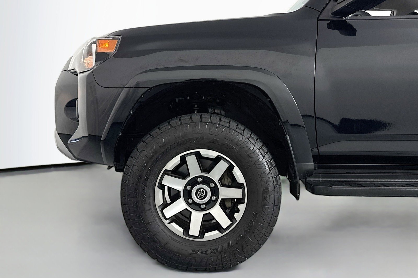 Used 2023 Toyota 4Runner TRD Off-Road image 9
