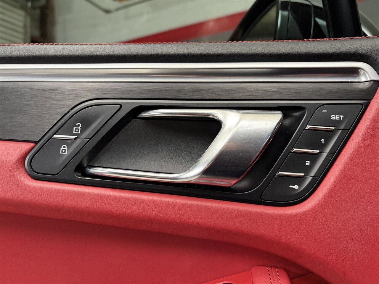Used 2020 Porsche Macan GTS AWD/4WD image 19