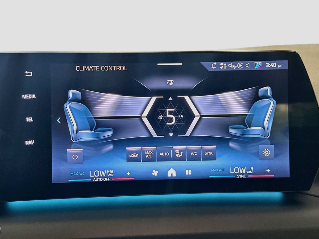 Used 2026 BMW 228i xDrive w/ Technology Package AWD/4WD image 16