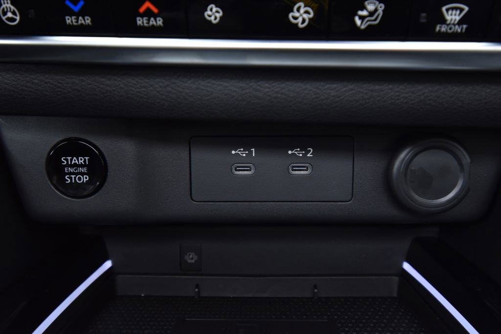 Used 2026 Nissan Rogue Platinum w/ Platinum Premium Package image 38