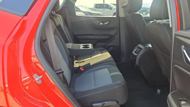 Used 2025 Chevrolet Blazer LT FWD image 26