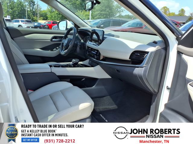 Used 2023 Nissan Rogue SL w/ SL Premium Package image 19