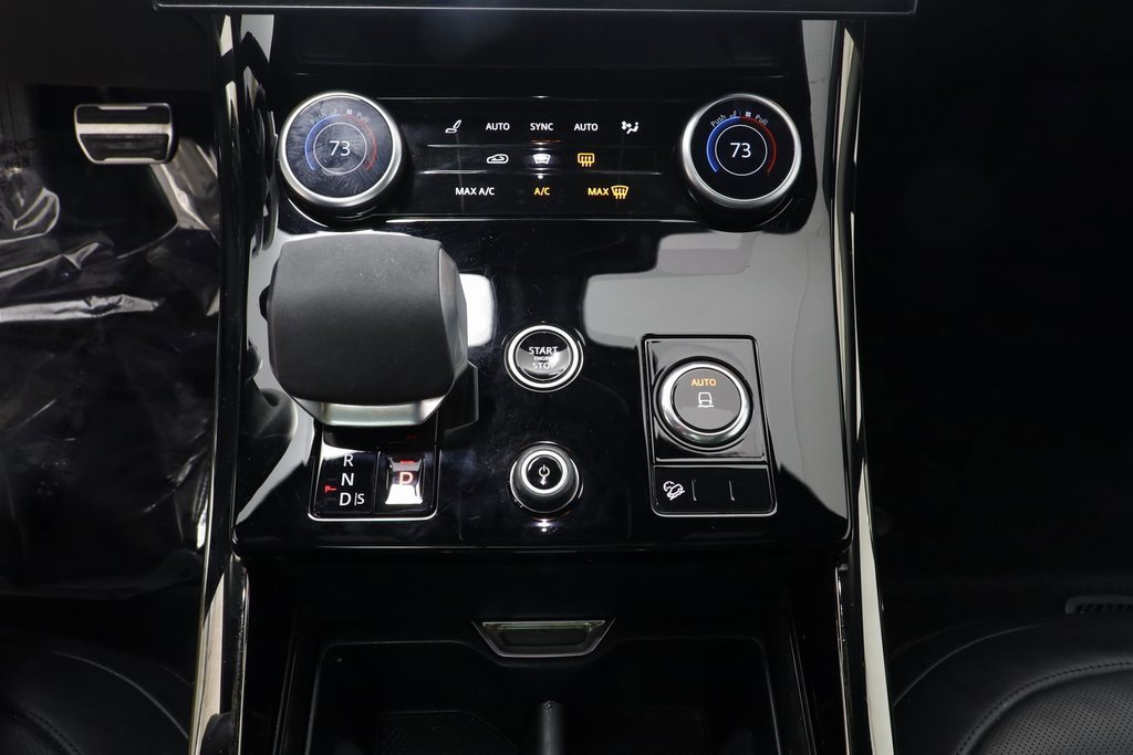 Used 2023 Land Rover Range Rover Sport SE Dynamic image 12