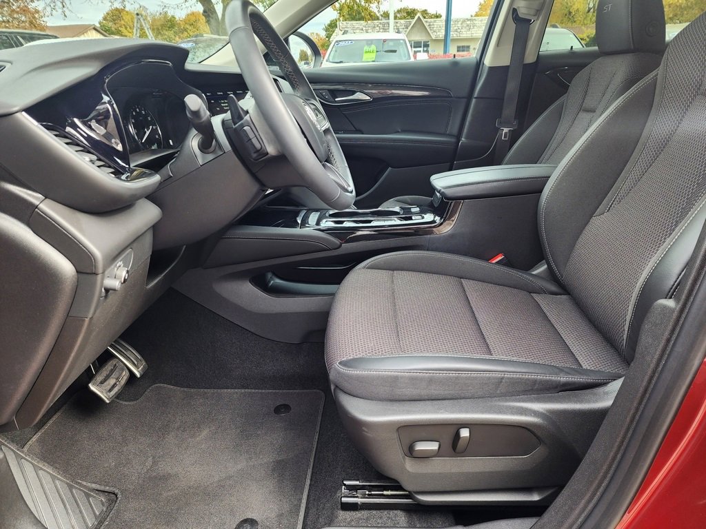 Used 2023 Buick Envision Preferred w/ Sport Touring Package image 24