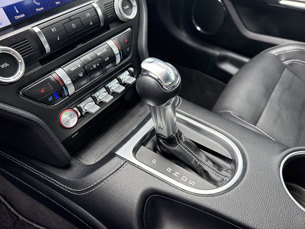 Used 2020 Ford Mustang GT Premium w/ Equipment Group 401A RWD image 25
