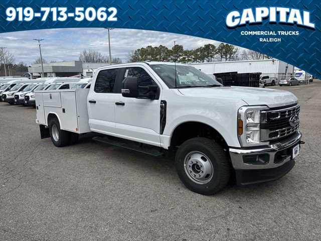 New 2026 Ford F350 XL w/ XL Chrome Package image 2