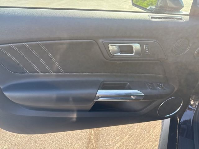 Used 2022 Ford Mustang GT Premium w/ Black Accent Package RWD image 21