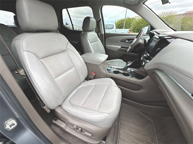 Used 2021 Chevrolet Traverse Premier w/ LPO, Floor Liner Package image 29