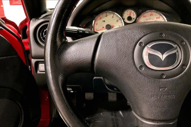 Used 2002 MAZDA MX-5 Miata image 18
