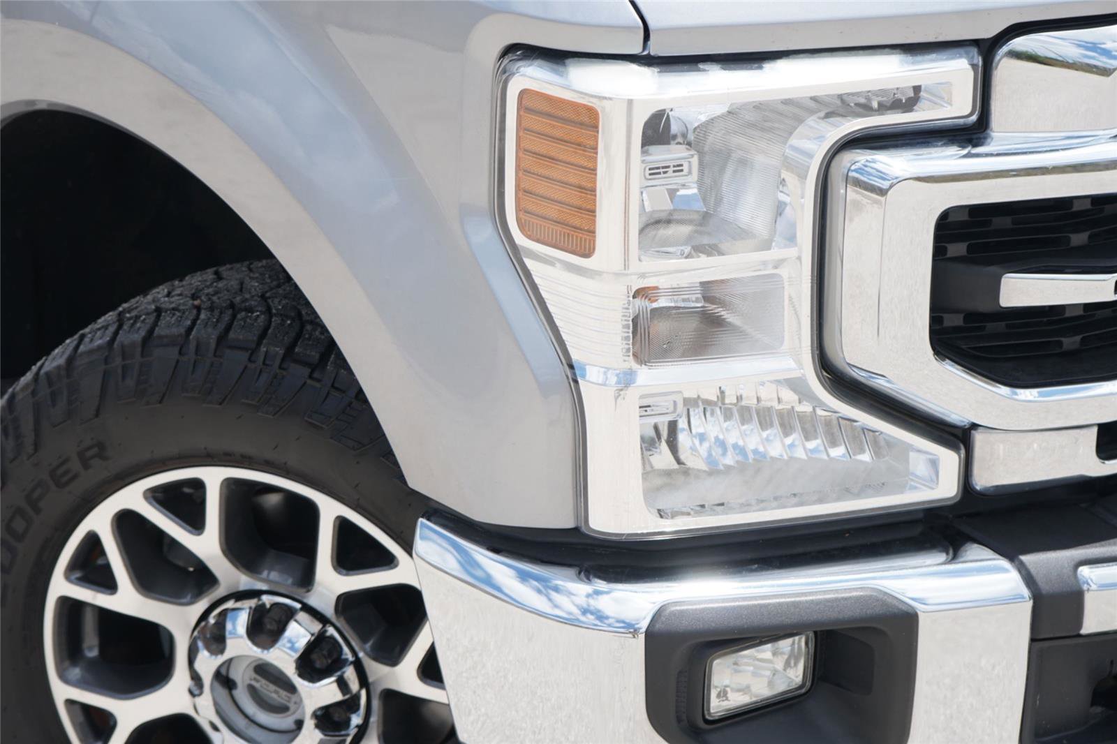Used 2020 Ford F350 Lariat w/ Lariat Ultimate Package AWD/4WD image 3